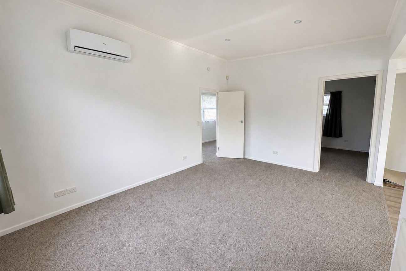Freshly Renovated - Lots of Space! - Aanzicht 3