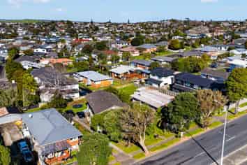 301 Pakuranga Road, Pakuranga Heights