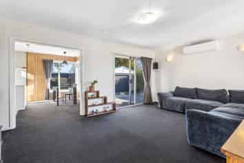 12 Wimborne Crescent, Aranui