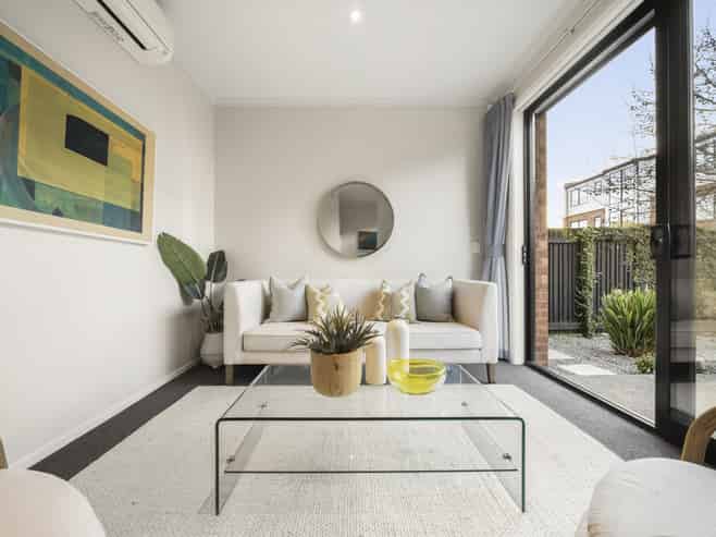 16 Uku Lane, Hobsonville