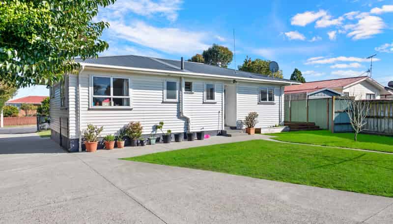 2 Valentine Street, Papakura