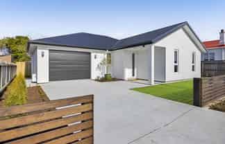 5 Manse Street, Hawera