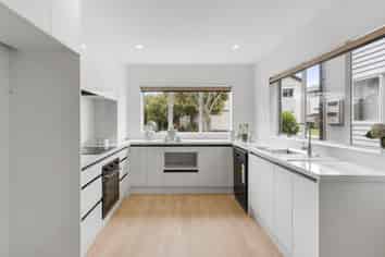 28 Pecan Place, Avondale
