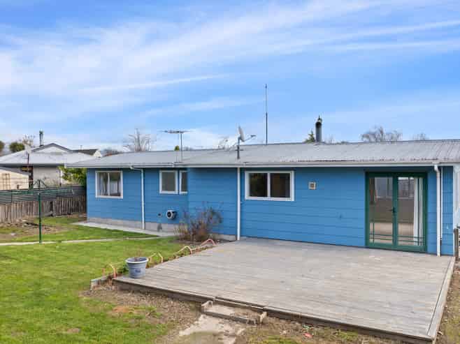 6 Watson Place, Springlands