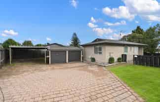 78 Amanda Avenue, Dinsdale