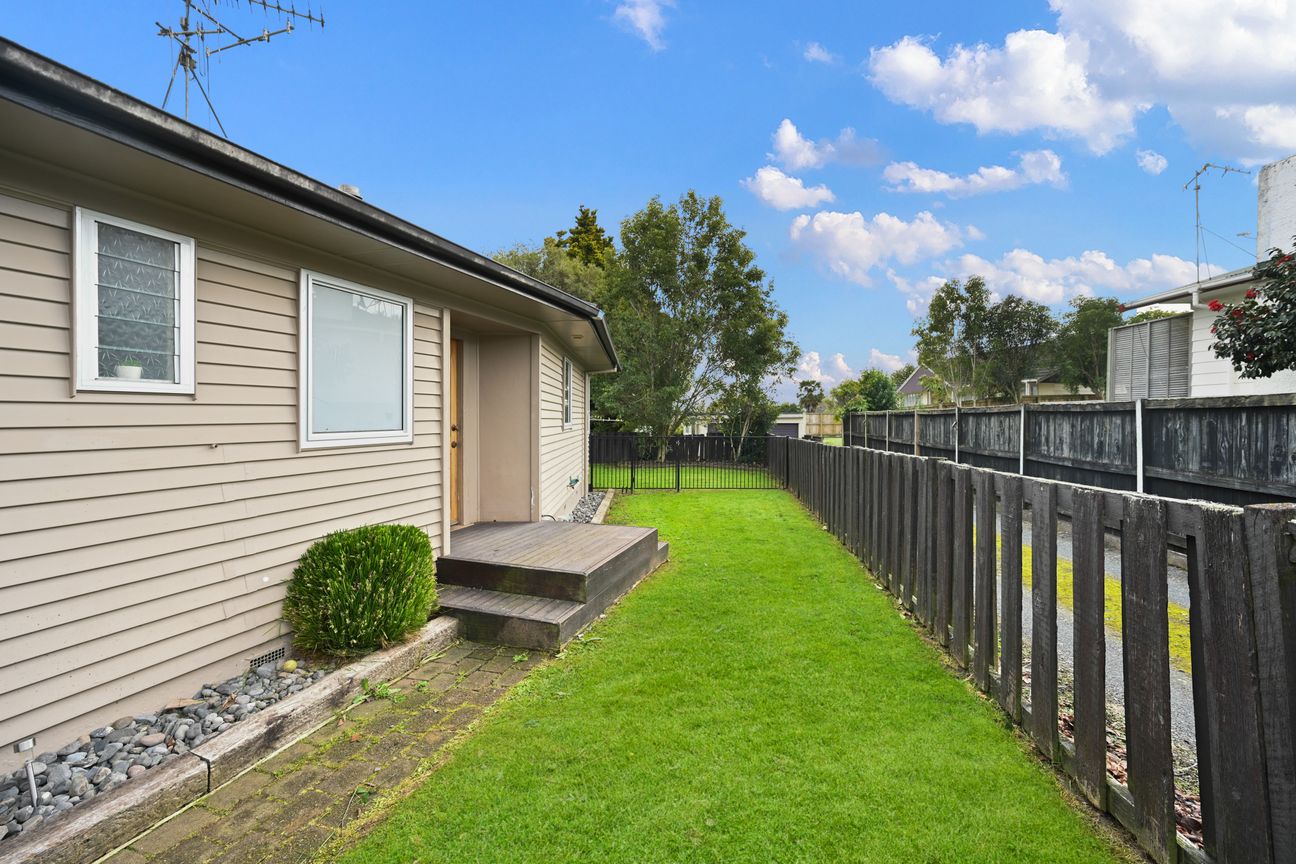 Start Smart In Dinsdale - Vista 2