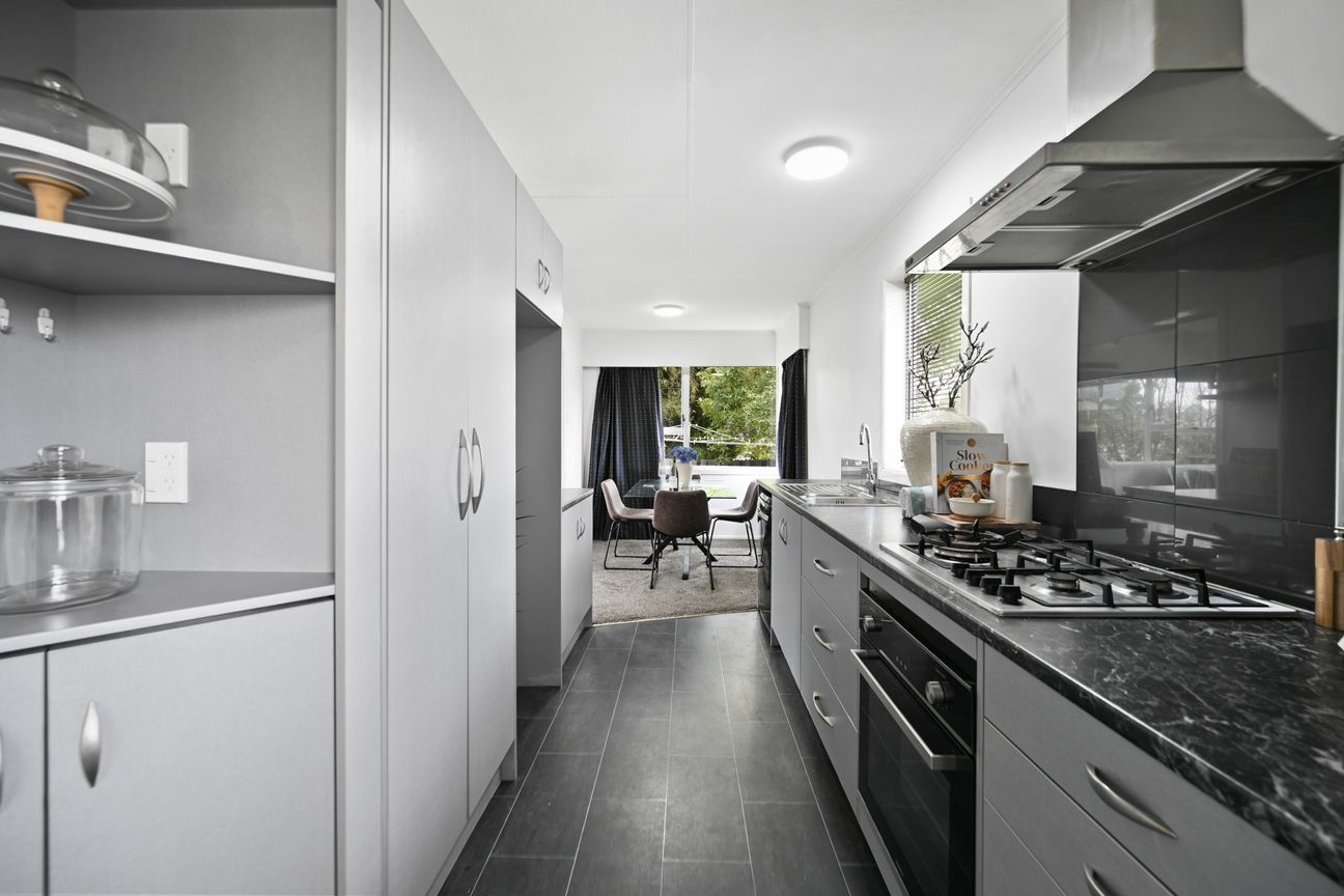 Start Smart In Dinsdale - Vista 3