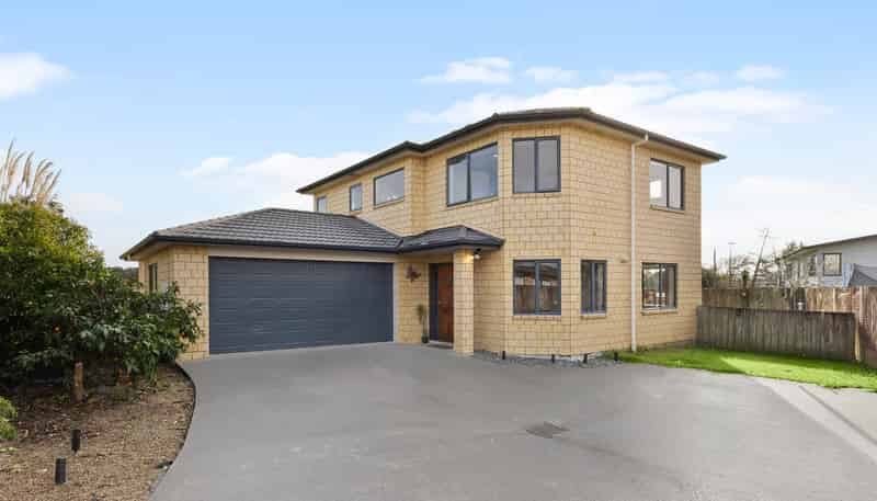 32 Aitkenhead Court, Parakai