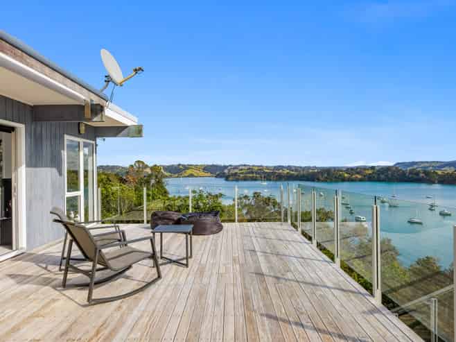 45 Ridge Road, Mahurangi East