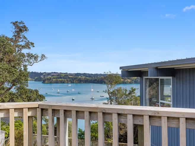 45 Ridge Road, Mahurangi East
