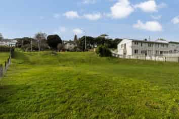 A and B/176 Mungavin Avenue, Cannons Creek