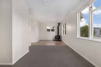 3 Lincoln Grove, Cannons Creek