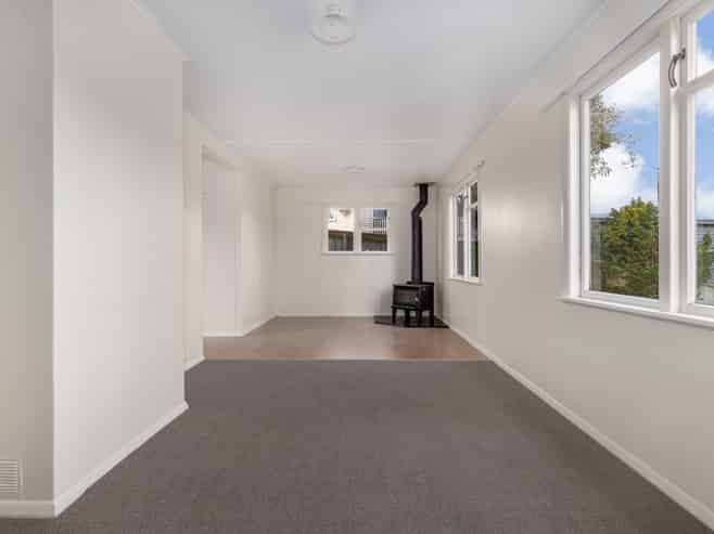 3 Lincoln Grove, Cannons Creek