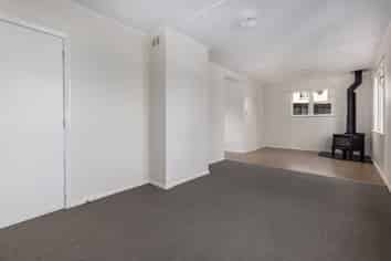 3 Lincoln Grove, Cannons Creek