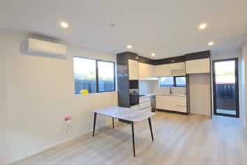 5/24 Great South Rd, Manurewa