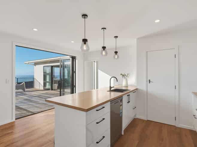 37 Aberdeen Road, Saint Clair