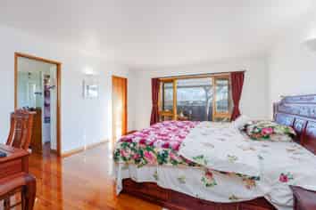 27 Taroka Close, Pinehill
