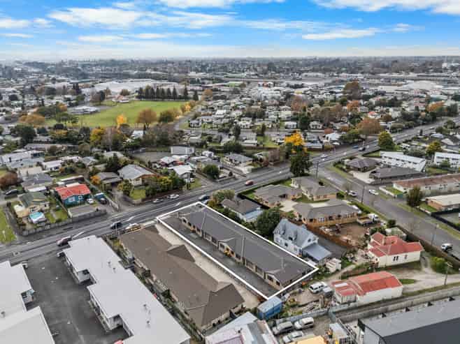 127A-E Massey Street, Frankton