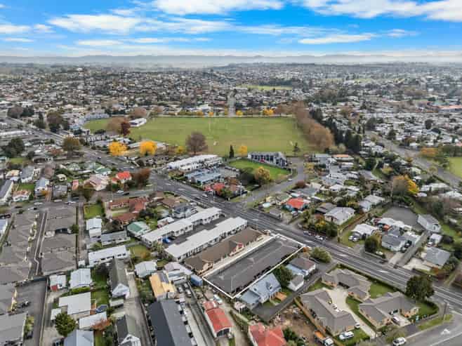 127A-E Massey Street, Frankton