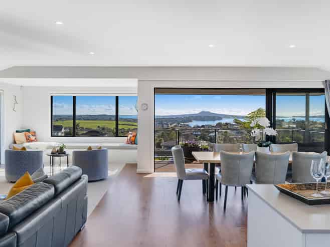 138 Bleakhouse Road, Mellons Bay