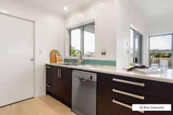 10 Bos Crescent, Flagstaff