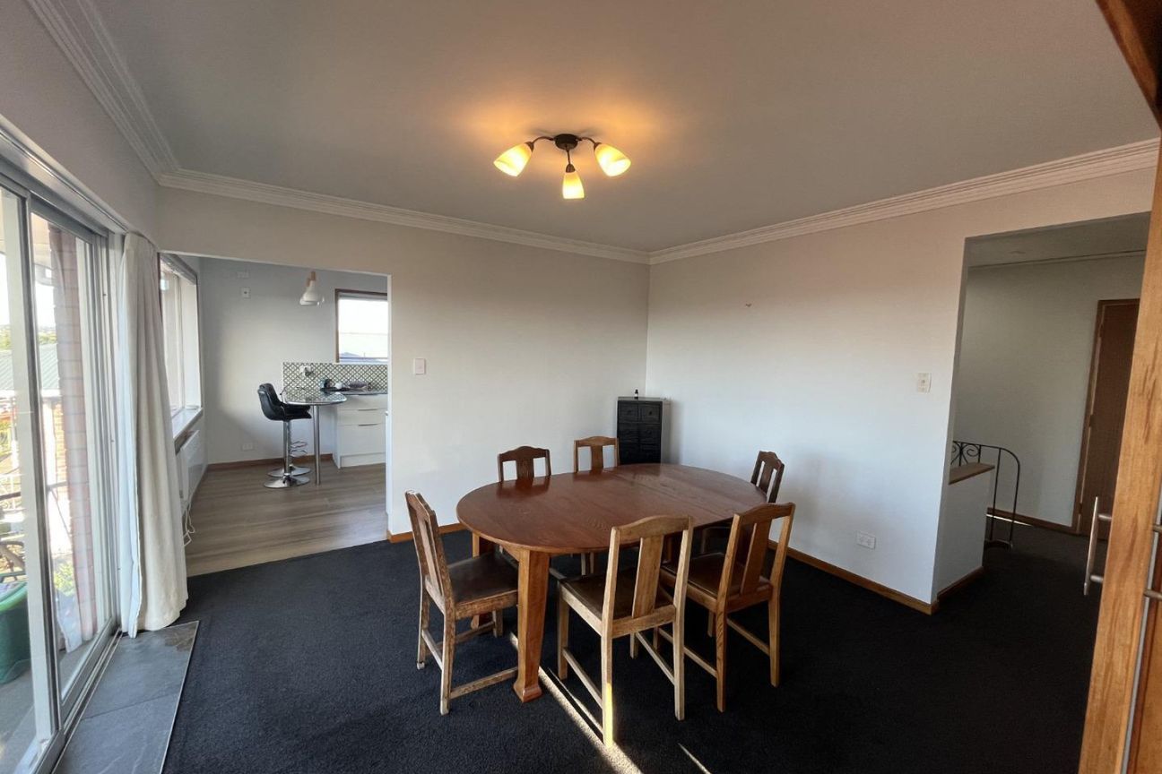 3 bed, 2 bath - Power and Internet included in rent - Widok 5