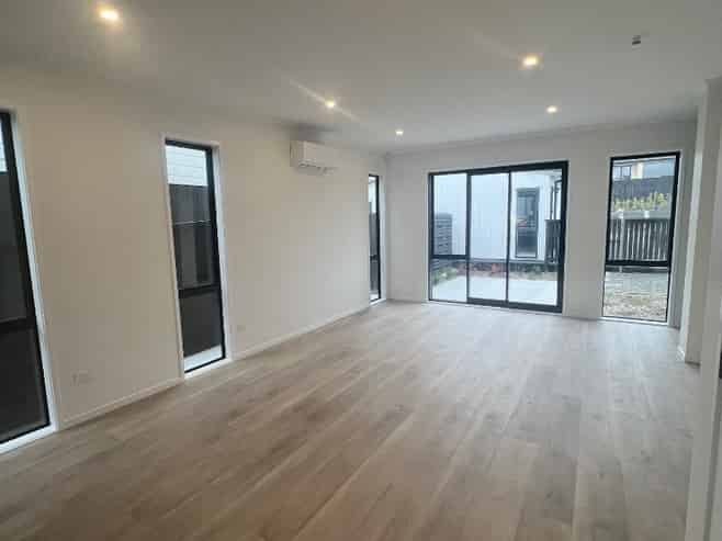 27A Henry Tayler Rise, Silverdale