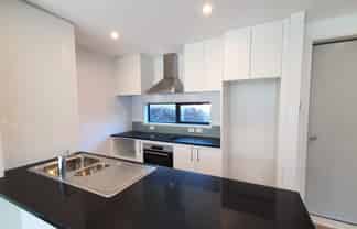 2/75 Bollard Ave, New Windsor