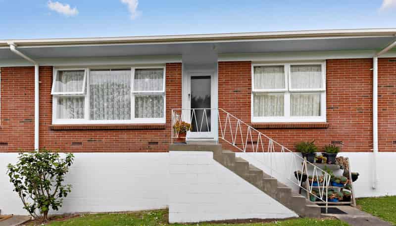 2/18 Knights Road, Rothesay Bay