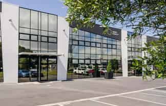 Warehouse Opportunity in the Heart of Penrose