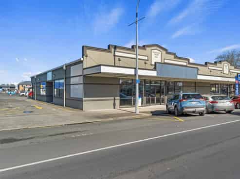 High-Profile Queen Street Retail