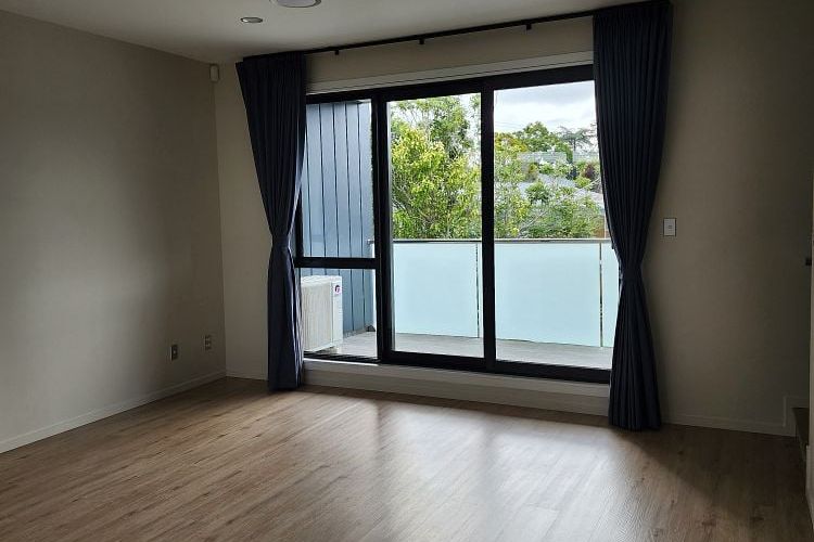 Maintenance Free 3 Bedroom Home with Study – pohled 4