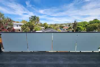22D Totaravale Drive, Totara Vale
