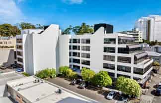 Refurbished Level 5 Newmarket Office