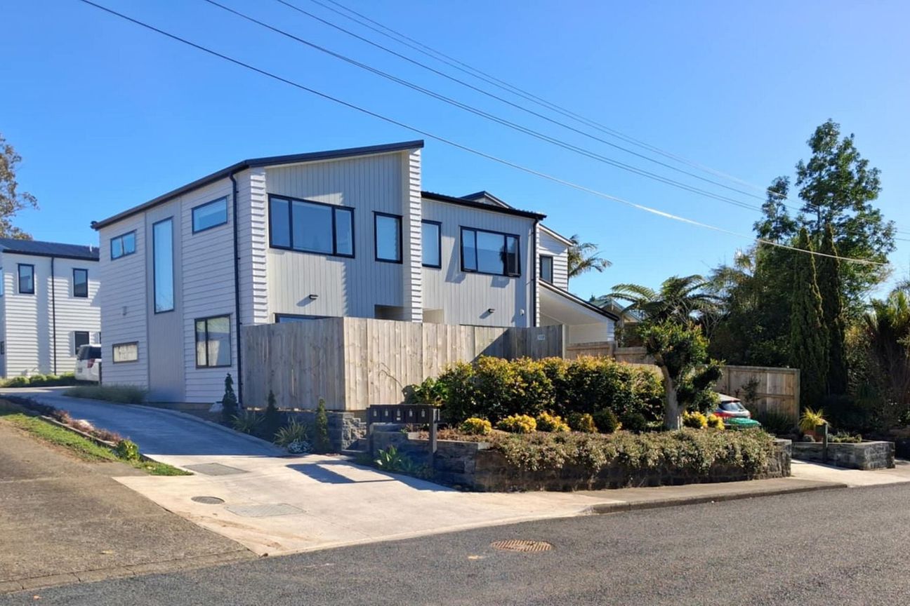 Modern Townhouse with Private Garden - Vista 2