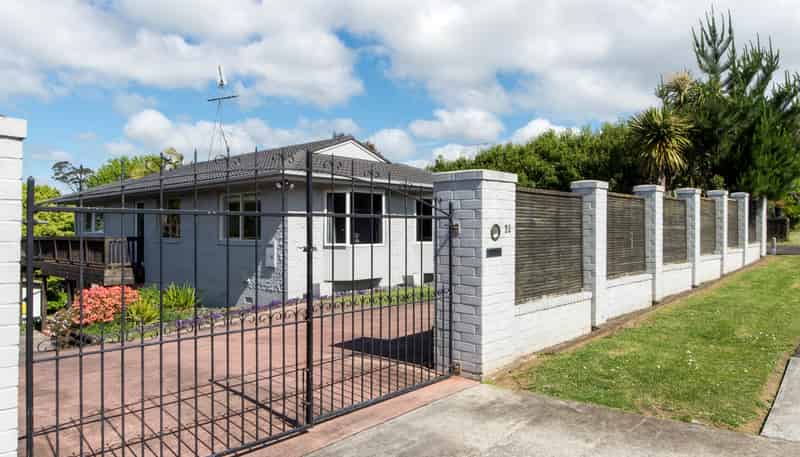21 Anna Watson Road, Half Moon Bay
