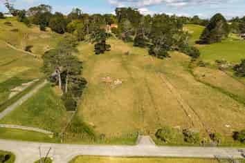 6 + 6a Pinestead Reach, Stillwater