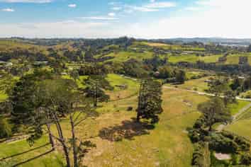 6 + 6a Pinestead Reach, Stillwater