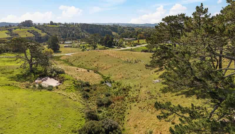 6 + 6a Pinestead Reach, Stillwater