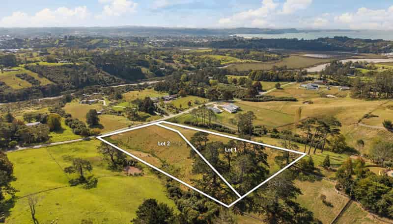 6 + 6a Pinestead Reach, Stillwater