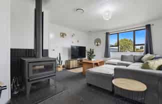 301 Sunset road, Sunnybrook