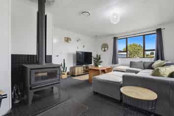 301 Sunset road, Sunnybrook