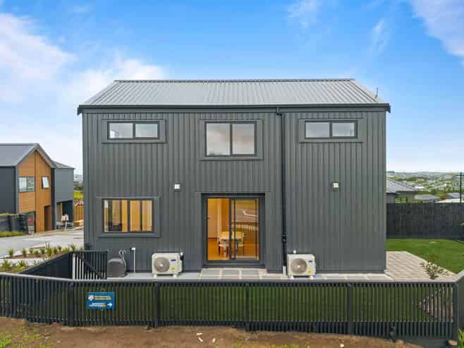 82  Awa Uru Road, Orewa