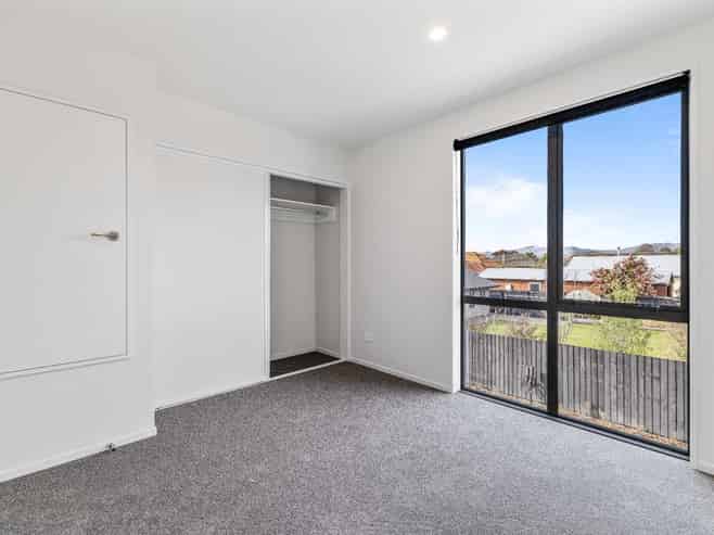 11/29 Bampton Street, Burwood