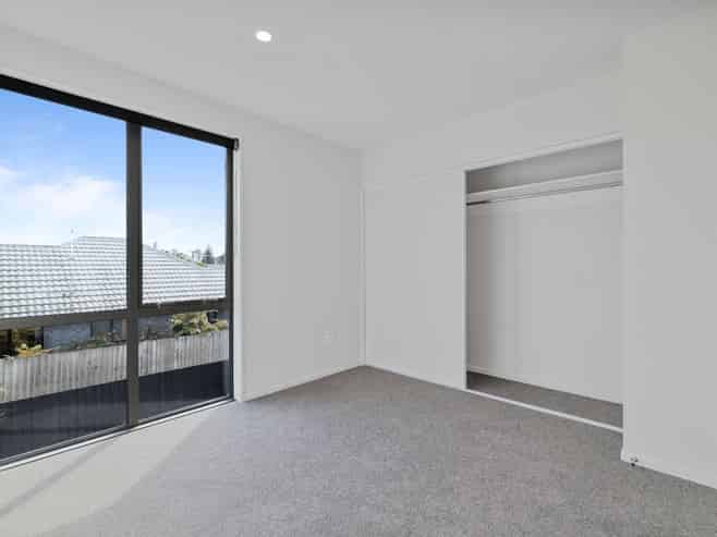11/29 Bampton Street, Burwood