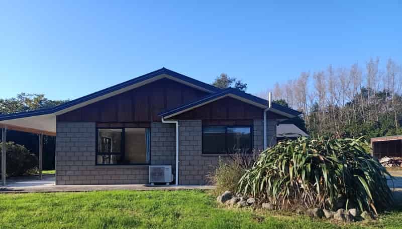 281 North Manakau Road, Manakau
