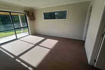 281 North Manakau Road, Manakau