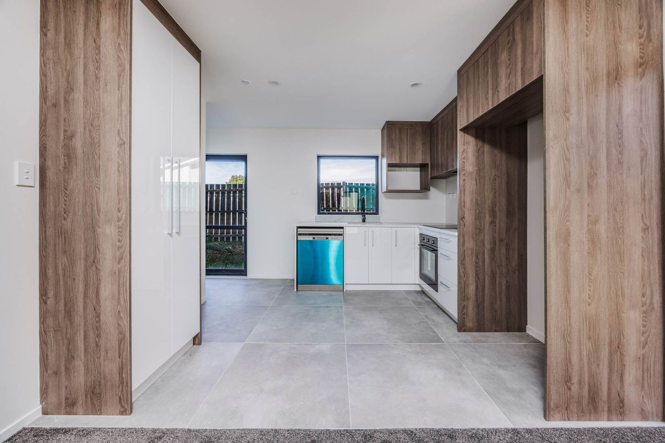 Affordable Modern Living or Smart Investment! - Aanzicht 5