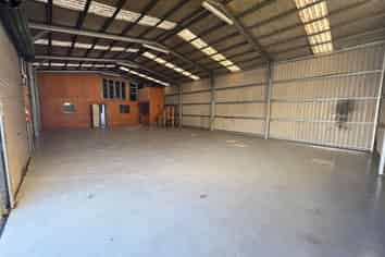 Workshop & Yard Opportunity 