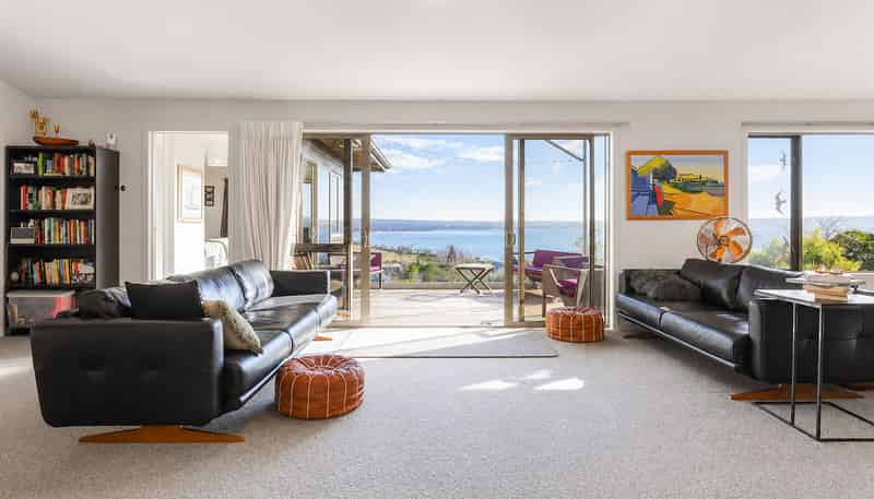 8 Naera Place, Kawaha Point